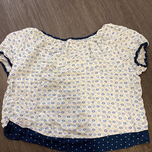 Hollister summer t-shirt - Picture 3 of 3